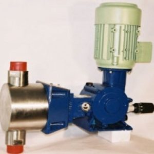 Bomba dosificadora de Pistón en Inox de 72 l/h. hasta 408 l/h.